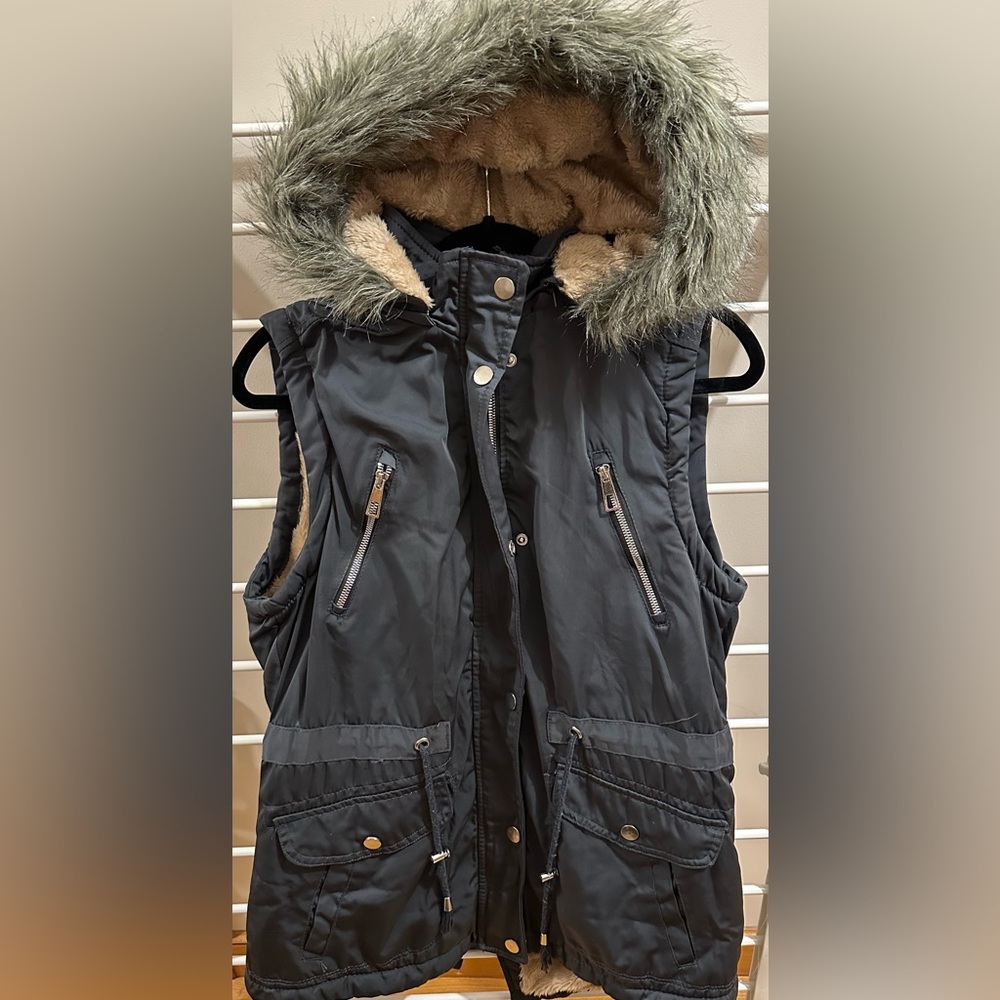 Ladies vest.